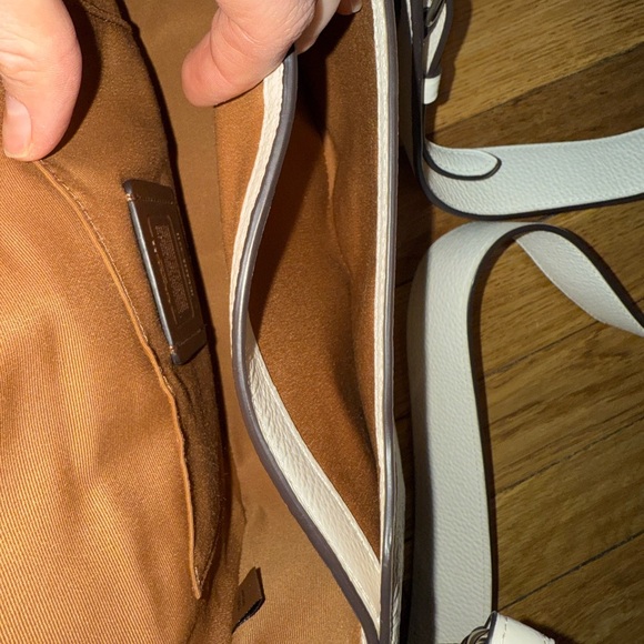 Coach Crossbody Bag - Picture 5 of 5